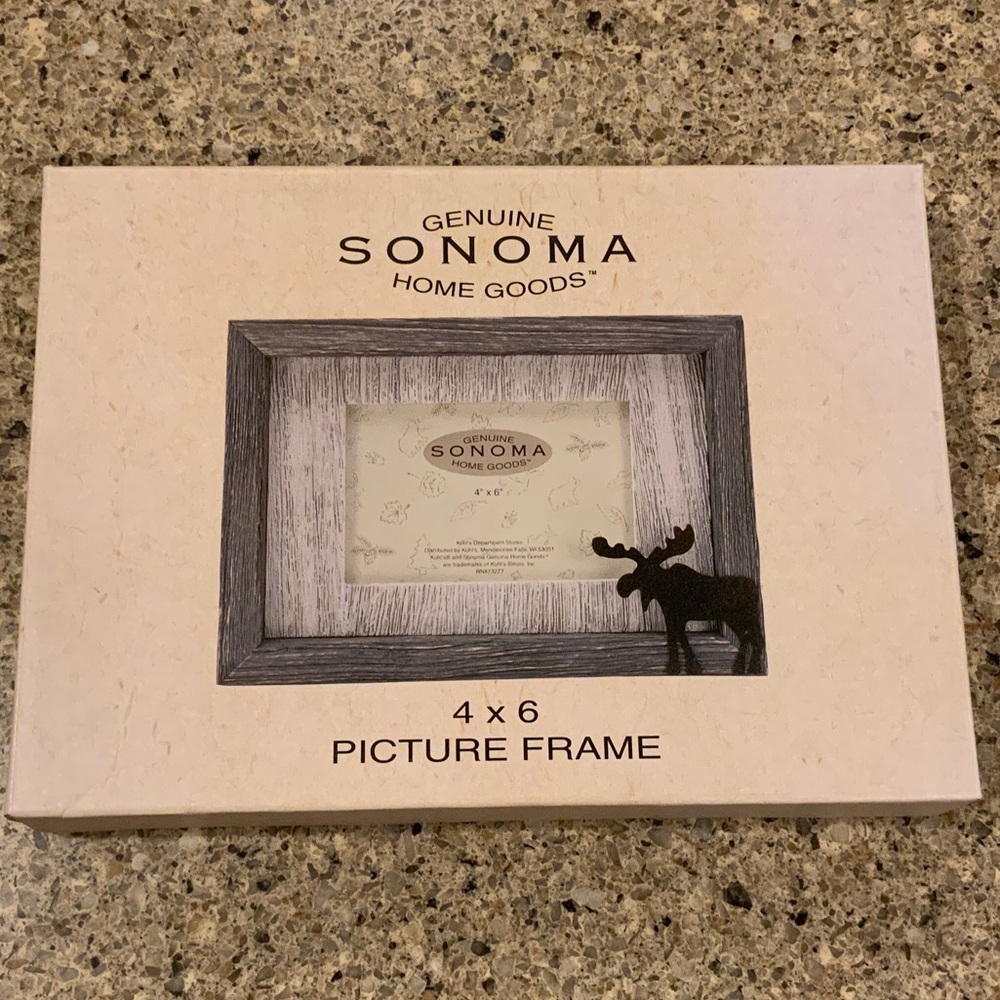 Sonoma Rustic Gray Picture Frame with Moose New